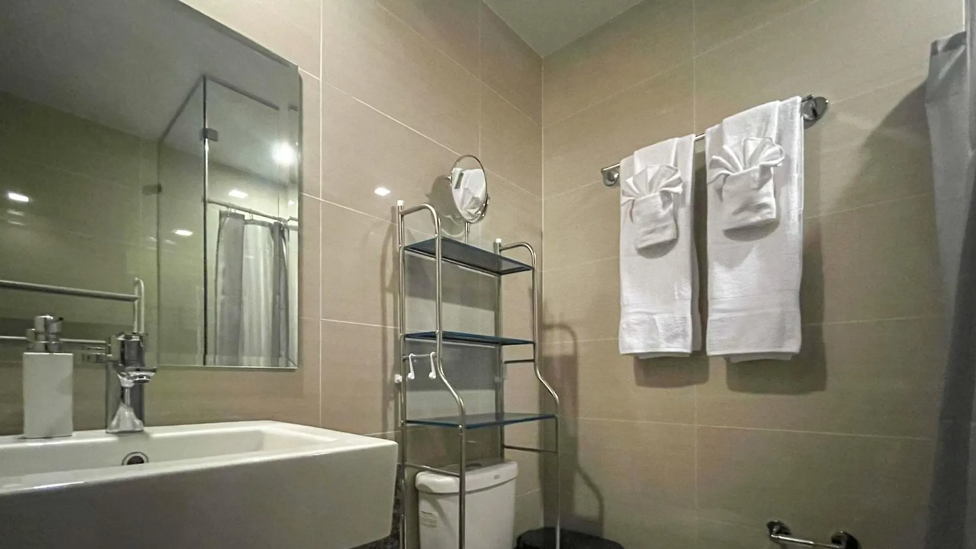 Full-Serviced Residential Apartment In One Uptown Residences, Bgc Manila 0*,  Philippines