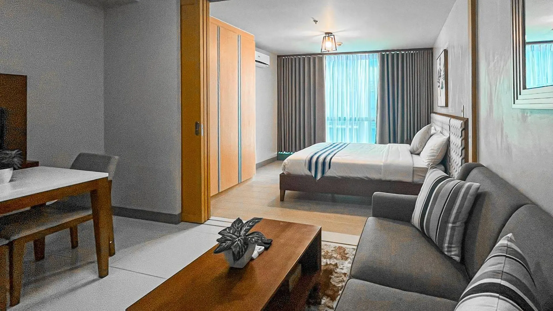 Full-Serviced Residential Apartment In One Uptown Residences, Bgc Manila