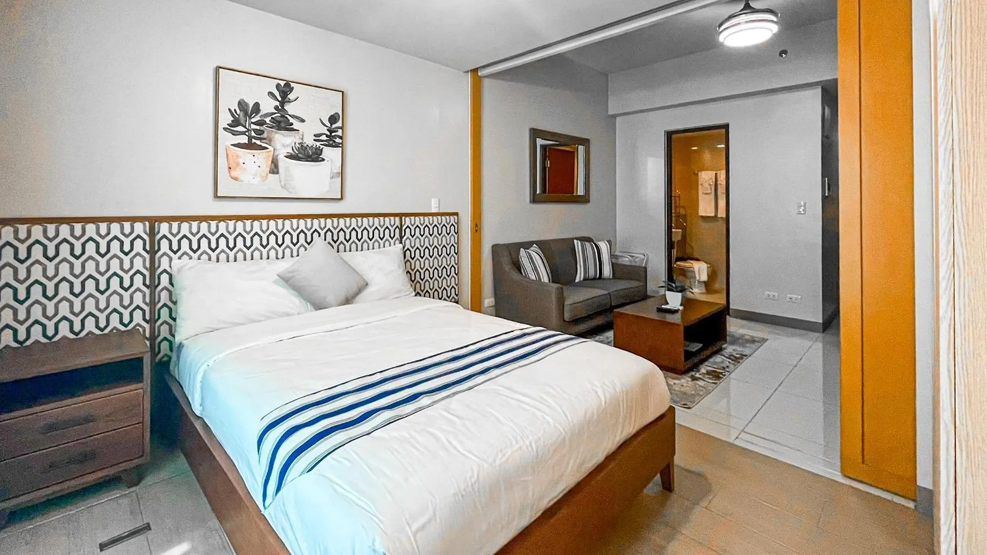 Full-Serviced Residential Apartment In One Uptown Residences, Bgc Manila