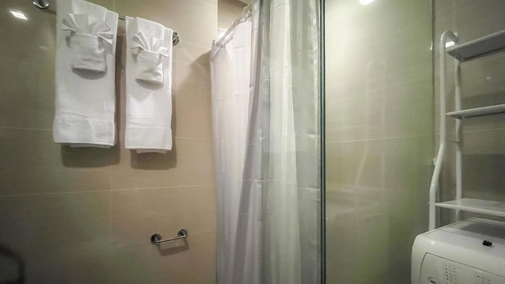 Lägenhetshotell Full-Serviced Residential Apartment In One Uptown Residences, Bgc Manila