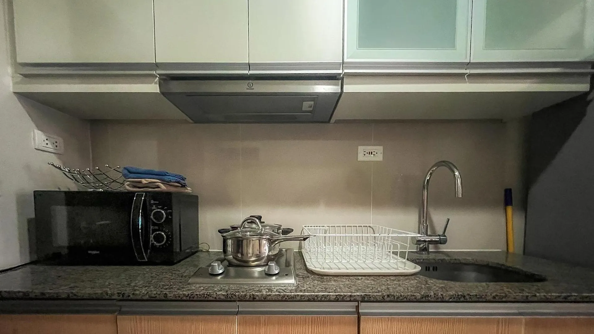 Full-Serviced Residential Apartment In One Uptown Residences, Bgc Manila